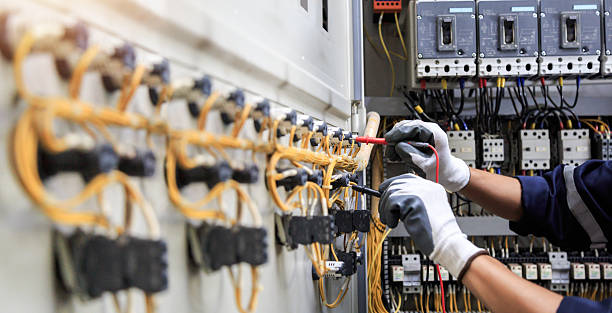 Professional Electrician technician working in White Oak, OH